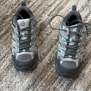 Women’s Merrell Gray and Green Hiking Shoes- Size 6, like new
